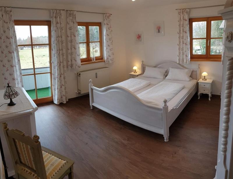 Ferienwohnungen Haus Am See Bernau am Chiemsee Zewnętrze zdjęcie